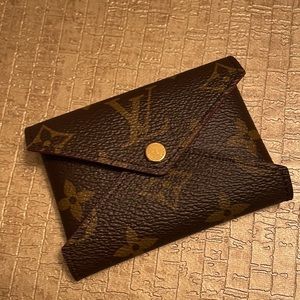 LOUIS VUITTON SMALL KIRIGAMI POCHETTE